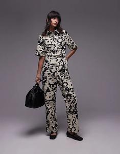 Комбинезон Topshop с короткими рукавами и принтом пятен, монохром