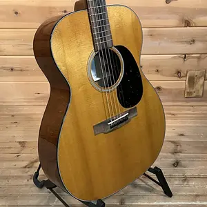 Martin 000E Retro Plus Mahogany - Натуральный