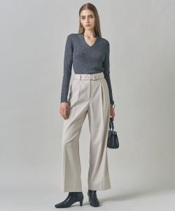 Пуловер с V-образным вырезом из тонкой мериносовой шерсти