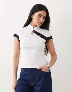 Белый топ с короткими рукавами, воротником-стойкой и кружевным топом ASOS DESIGN