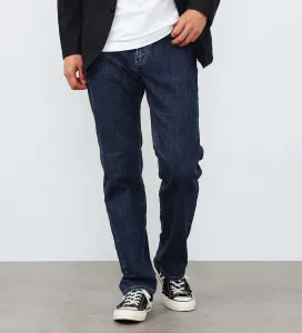 Брюки прямого кроя из коричневой серии Wrangler (стандартный прямой крой, длина внутреннего шва 78 см)