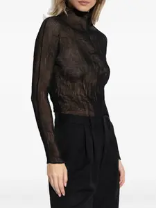 Топ с высоким воротом и длинными рукавами Issey Miyake, черный