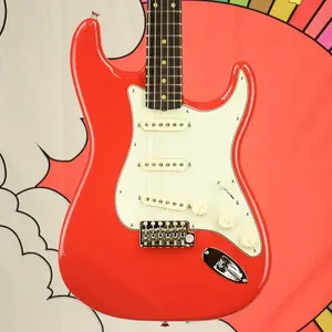 Fender Limited Edition American Vintage II 1961 Stratocaster - Фиеста Ред, гриф из клена с 3A фактурой