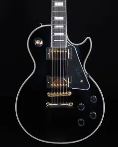 Epiphone Эпифон, вдохновленная Gibson Les Paul Custom, Черный Эбен (в комплекте жесткий кейс)