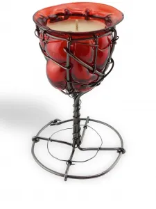 Ароматическая свеча image, 14 см, Vanessa Mitrani, красный