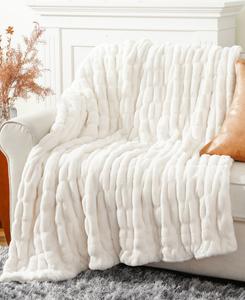 Роскошный двусторонний плед из искусственного кроличьего меха, 60 x 80 дюймов Battilo, Ivory