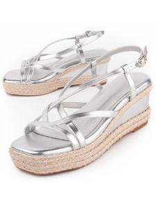 Сандалии Salia5 в серебряном цвете Montevita