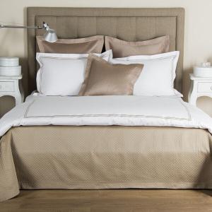 Комплект постельного белья Frette Classic Twin из перкаля, 100×190, белый/хаки