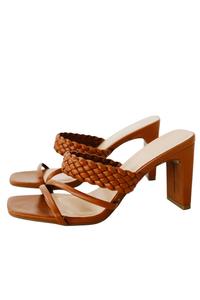 Женские туфли Carmen на двойной ремешке с каблуком, цвет бежевый CCOCCI