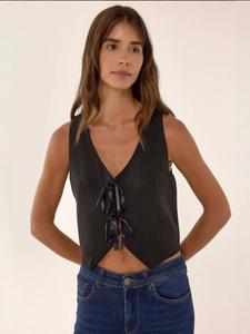 Hiccup Жилет в черном цвете