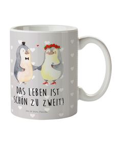 Детская кружка Свадьба пингвина с надписью в серых пастельных тонах Mr. & Mrs. Panda