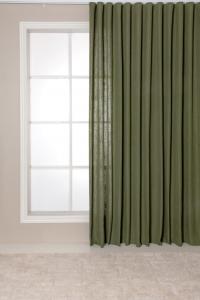 В упаковке 1 штора очень широкая lina Hasta, 268x280 см, зеленый