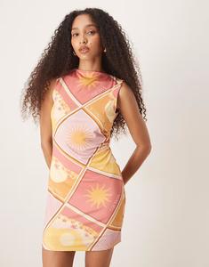 Мини-платье без рукавов с открытой спиной ASOS DESIGN в розовом лоскутном стиле