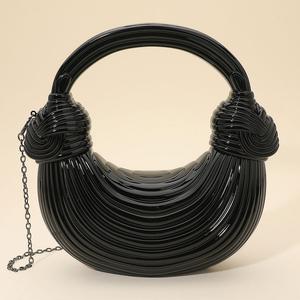 Сумка с жестким металлическим корпусом и рельефной ручкой-петлей FASHNZFAB, черный