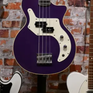 Подпись Гленна Хьюза на бас-гитаре Orange