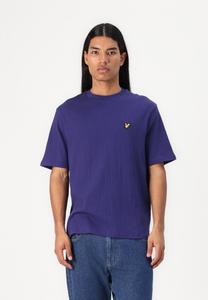 Базовая футболка Lyle & Scott, темно-фиолетовый