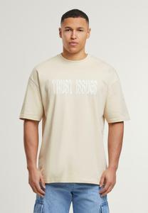 Футболка с принтом DEF, бежевый