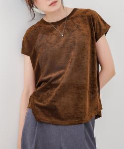 Прозрачный велюровый топ с французскими рукавами.