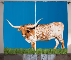 Штора ABAKUHAUS Longhorn Rustic, Корова и Открытое небо, универсальная ленточная штора для гостиной с петлями и крючками, 280 x 245 см, цвет Морской синий/Папоротник зеленый Abakuhaus