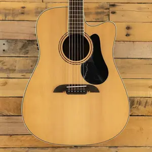 Alvarez AD60ce, акустическая электроскрипка Artist Dreadnought с вырезом