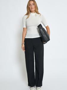 Футболка в ломаном белом цвете minus