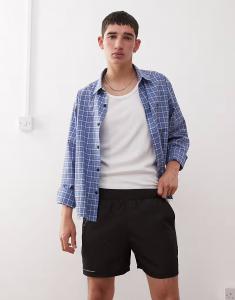 COLLUSION Спортивные шорты для бега черного цвета