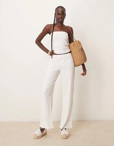 Широкие вафельные брюки ASOS DESIGN кремового цвета