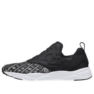 Кроссовки furylite slip on gt running shoes black/white Reebok, черный