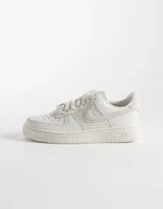 Белоснежные кроссовки Nike Air Force 1 '07