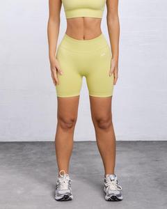 JOY STUDIO Женские шорты Sculpt Scrunch – желтые