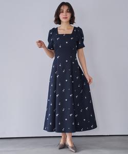 Платье с цветочной вышивкой Noela, цвет Navy