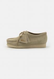 Спортивная обувь на шнуровке WALLABEE Clarks Originals, бежевый