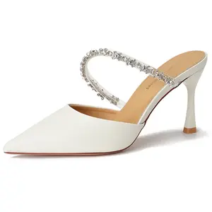 Сандалии с закрытым носком женские Lan Miao, White