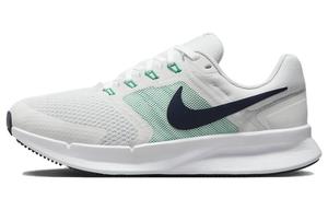 Женские беговые кроссовки Nike Run Swift 3