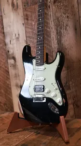 Fender Custom Deluxe HB S-1 2025 - Реликвия HW Черный