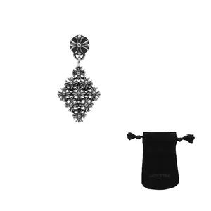 Серьги-гвоздики унисекс Chrome Hearts