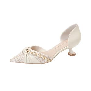 Bamiti Туфли на высоком каблуке женские белые