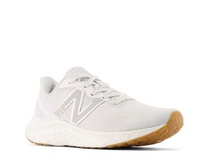 Кроссовки New Balance Fresh Foam Arishi v4, серый/белый