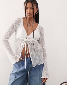 Топ с длинными рукавами и завязкой спереди COLLUSION кремового цвета