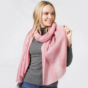 Блестящий жатый шарф Truedames, розовый