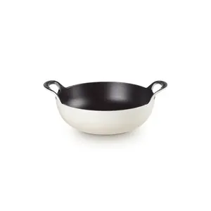 Жаровня из чугуна Balti Dish Le Creuset, 2.7 л, 24 см, бежевый