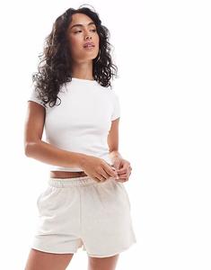 Классические мини-шорты из флиса кремового цвета Cotton On