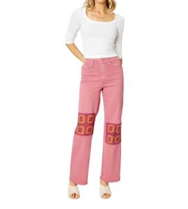 Вязаные джинсы с заплатками, окрашенные в пыльно-розовый цвет Judy Blue