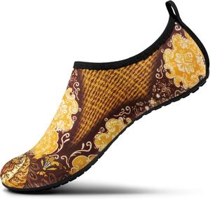 Водные туфли SEEKWAY для женщин и мужчин, взрослые, быстросохнущие акваноски, босоножки с противоскользящей подошвой для пляжа, плавания, реки, бассейна, озера, серфинга, черные SK002(U)