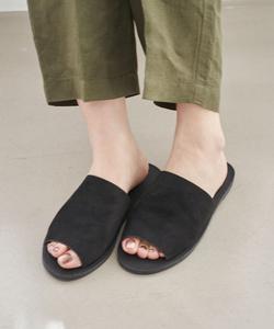 Сандалии-шлепанцы из искусственной замши Coen, цвет Black