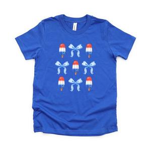 Молодежная футболка с короткими рукавами и рисунком Boom Pop Coquette Chart The Juniper Shop, цвет Royal