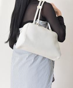 Кожаная сумочка с подвеской Christian Villa, цвет Iv