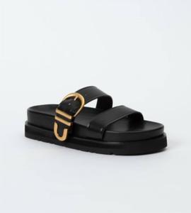 Женские сандалии Aida с пряжкой в черном цвете SIMKHAI