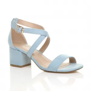 Босоножки на каблуке из искусственной замши со скрещенными ремешками на среднем каблуке AJVANI, синий