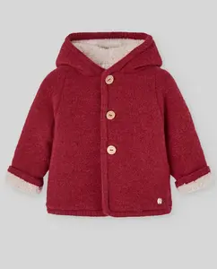 Вязаное детское пальто из коллекции Acebo PAZ Rodríguez, красный